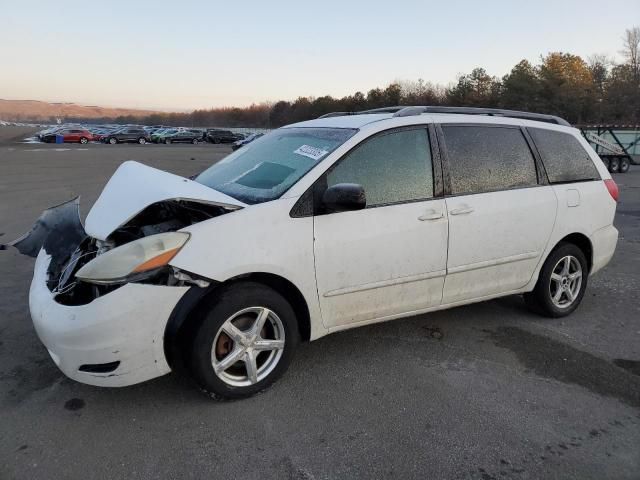 2006 Toyota Sienna LE