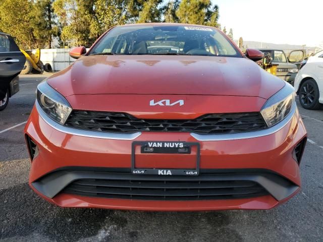 2022 KIA Forte FE