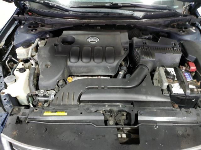 2010 Nissan Altima Base