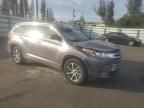 2017 Toyota Highlander SE