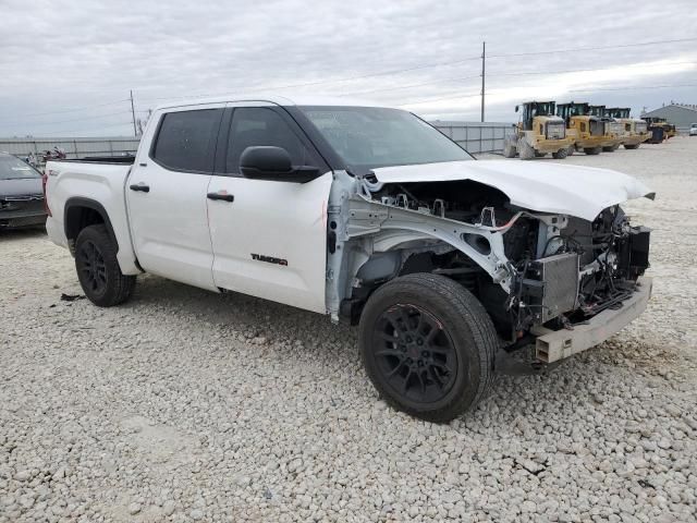 2023 Toyota Tundra Crewmax SR