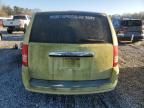 2009 Chrysler Town & Country LX