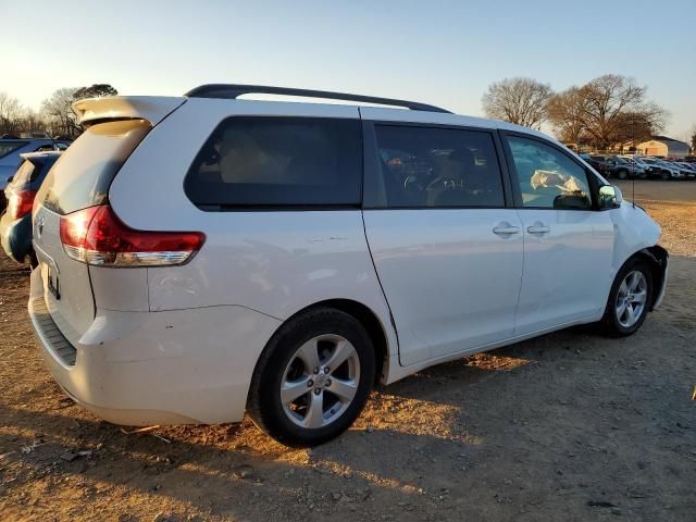 2012 Toyota Sienna LE