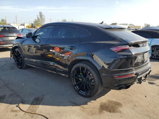 2022 Lamborghini Urus