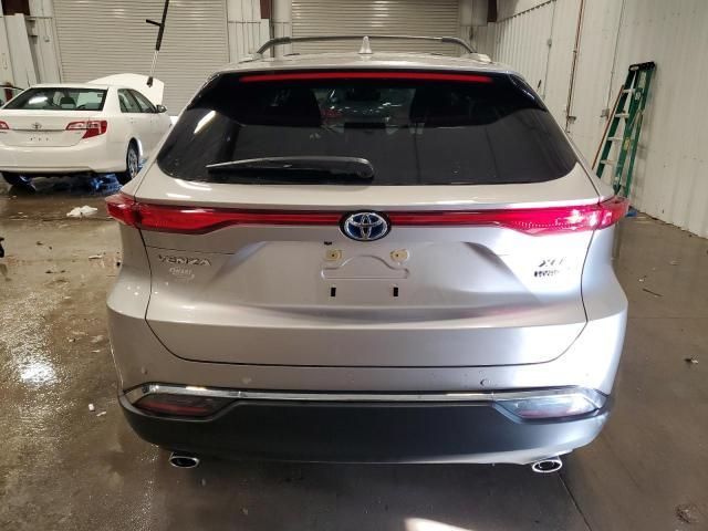 2022 Toyota Venza LE