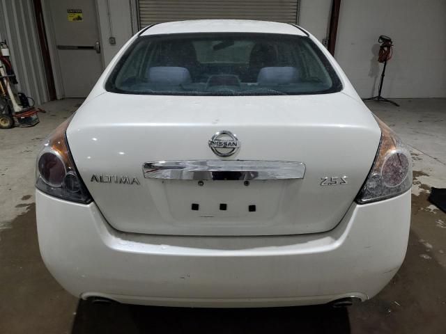 2010 Nissan Altima Base