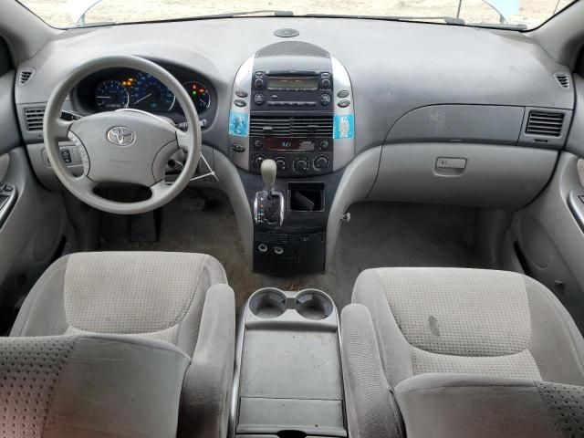 2007 Toyota Sienna CE