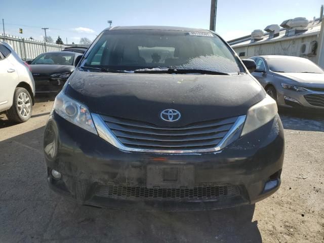 2011 Toyota Sienna XLE