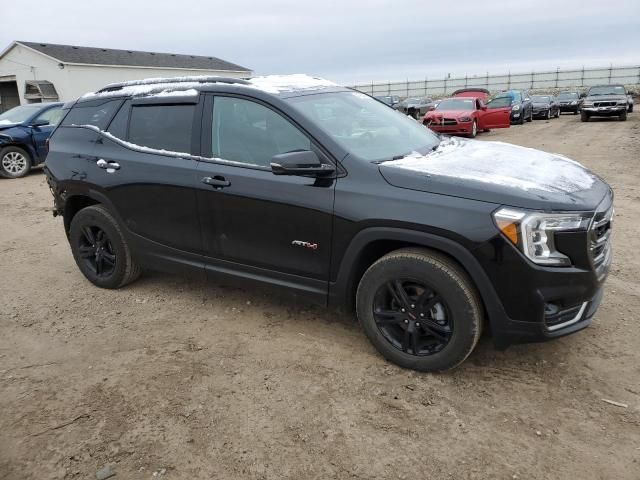 2022 GMC Terrain AT4