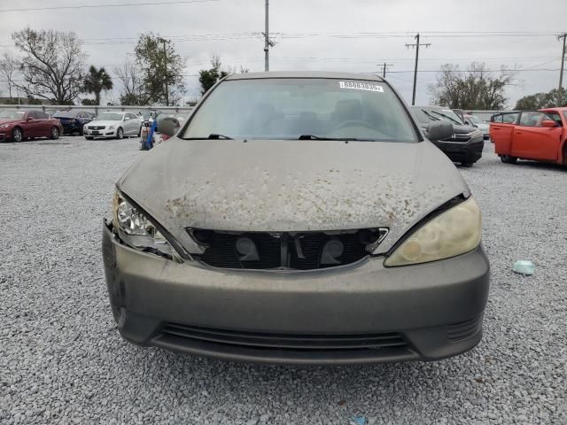 2005 Toyota Camry LE