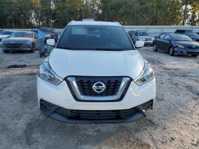 2019 Nissan Kicks S