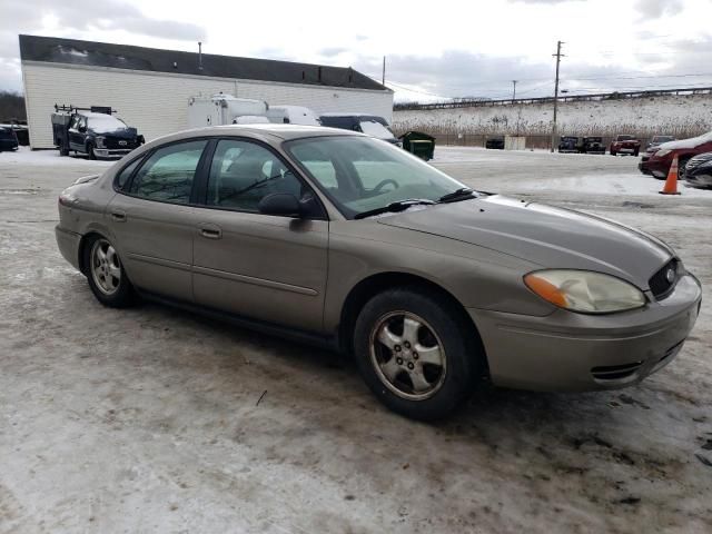 2005 Ford Taurus SE