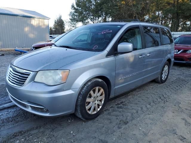 2013 Chrysler Town & Country Touring