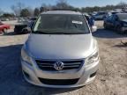 2009 Volkswagen Routan SE