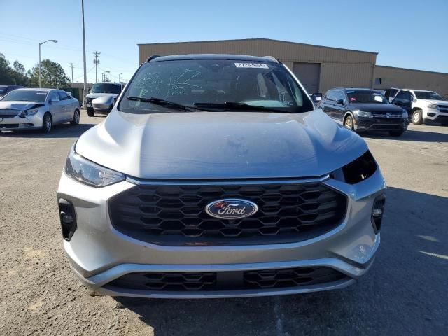 2023 Ford Escape ST Line Select