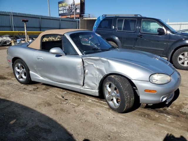 2000 Mazda MX-5 Miata Base