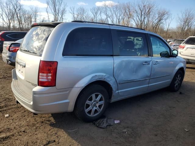 2010 Chrysler Town & Country Touring Plus