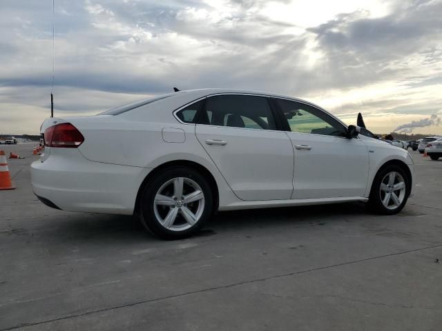 2015 Volkswagen Passat S