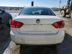 2014 Volkswagen Passat S