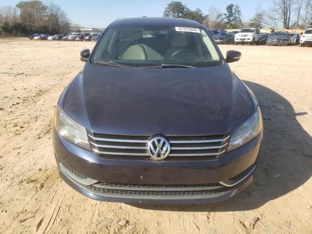 2014 Volkswagen Passat SE