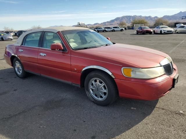 1998 Lincoln Town Car Signature