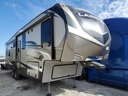 Laredo Camper Vehiculos salvage en venta: 2020 Laredo Camper