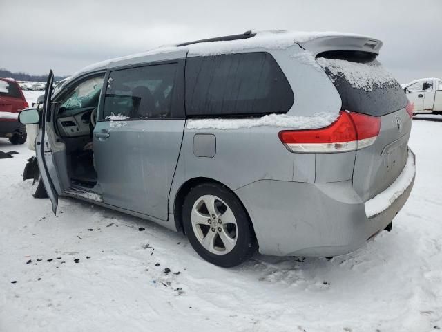 2014 Toyota Sienna LE