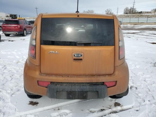 2011 KIA Soul +