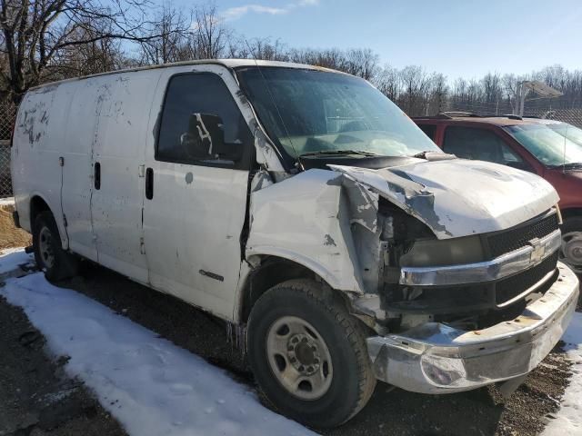 2003 Chevrolet Express G2500