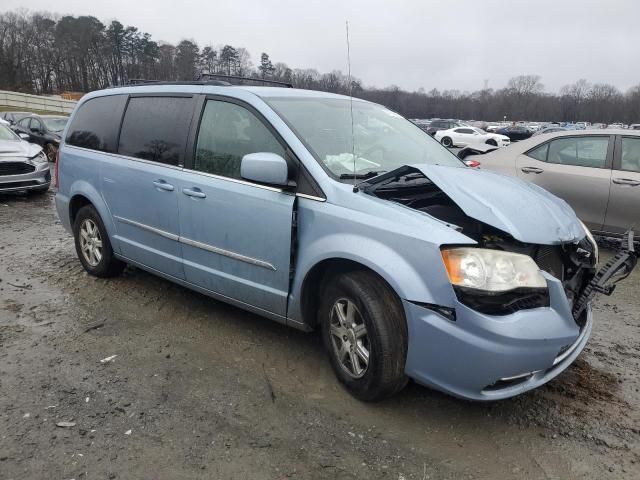 2013 Chrysler Town & Country Touring