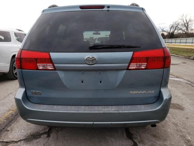 2005 Toyota Sienna XLE