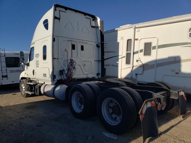 2016 Freightliner Cascadia 125