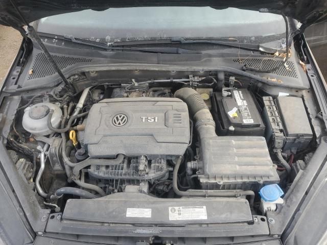 2018 Volkswagen Golf S