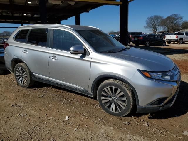 2020 Mitsubishi Outlander SE