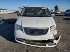 2015 Chrysler Town & Country Touring L