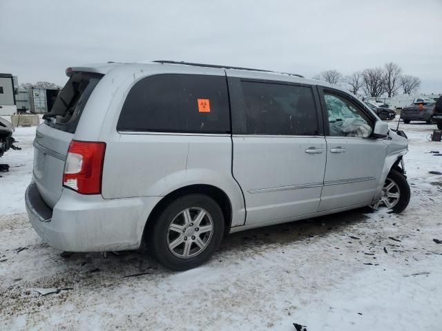 2012 Chrysler Town & Country Touring L