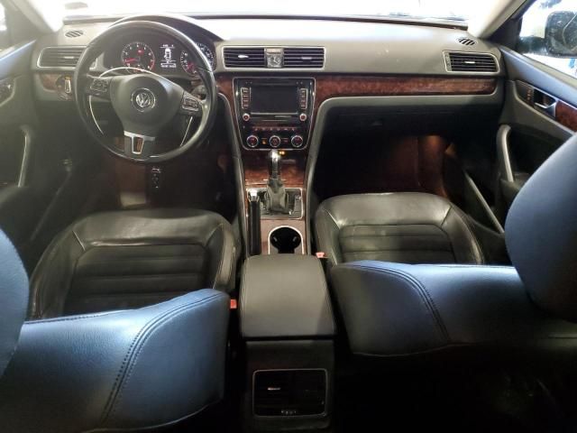 2013 Volkswagen Passat SEL