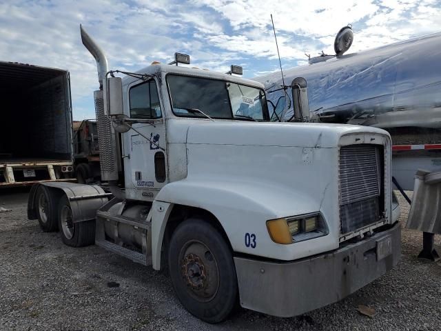 2000 Freightliner Conventional FLD120