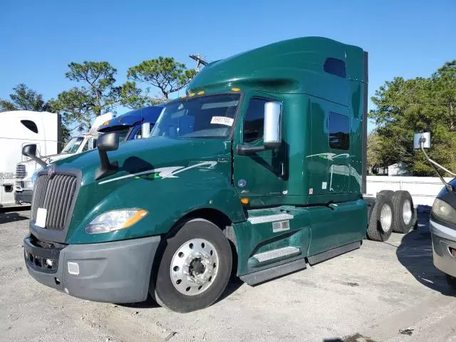 2019 International LT625