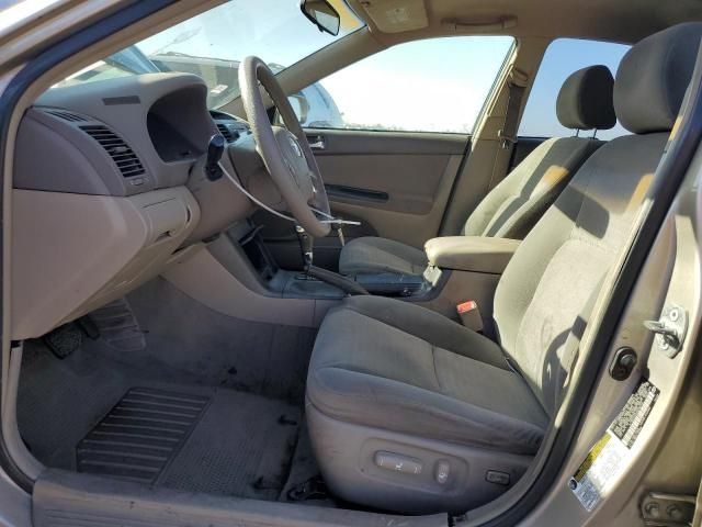 2005 Toyota Camry LE