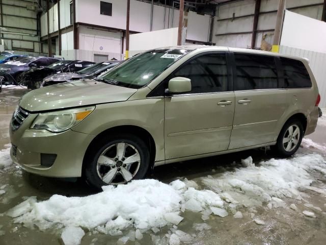 2009 Volkswagen Routan SE