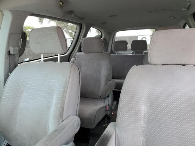 2005 Nissan Quest S