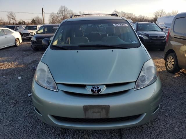 2007 Toyota Sienna CE