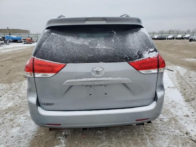 2012 Toyota Sienna LE