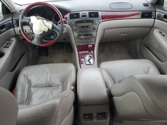 2004 Lexus ES 330