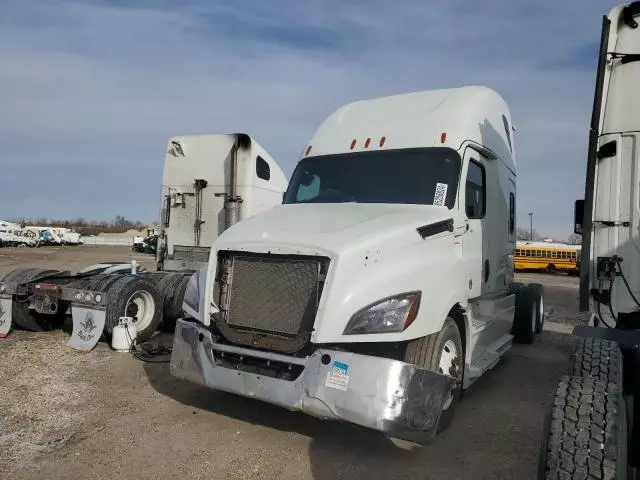 2020 Freightliner Cascadia 126