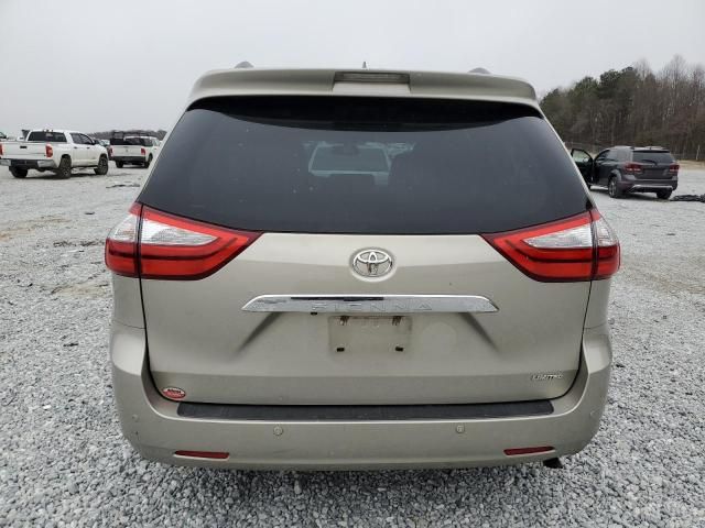 2015 Toyota Sienna XLE