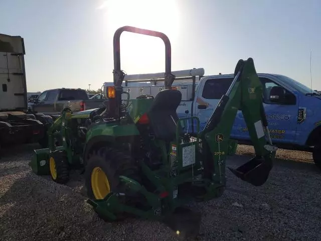 2020 John Deere 2038R