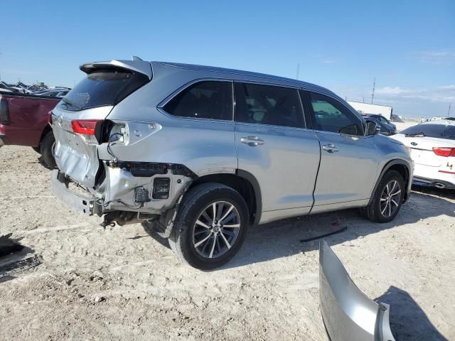 2018 Toyota Highlander SE