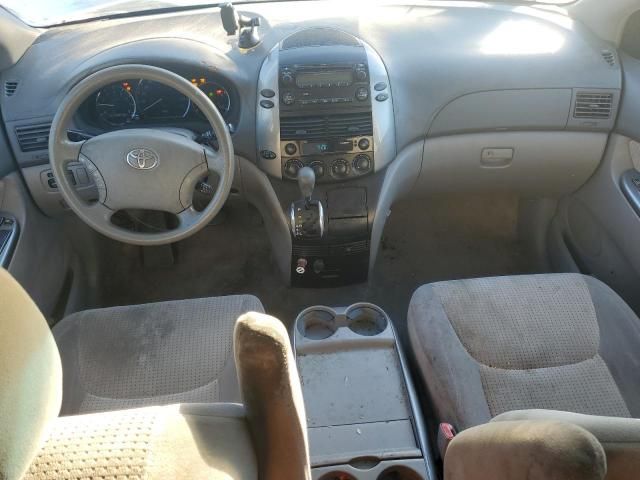 2006 Toyota Sienna CE